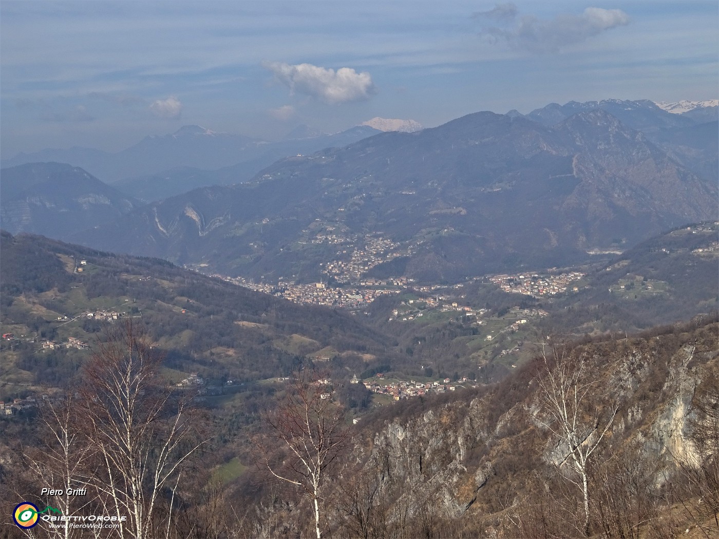 35 Bella vista panoramica sulla conca di Zogno.JPG